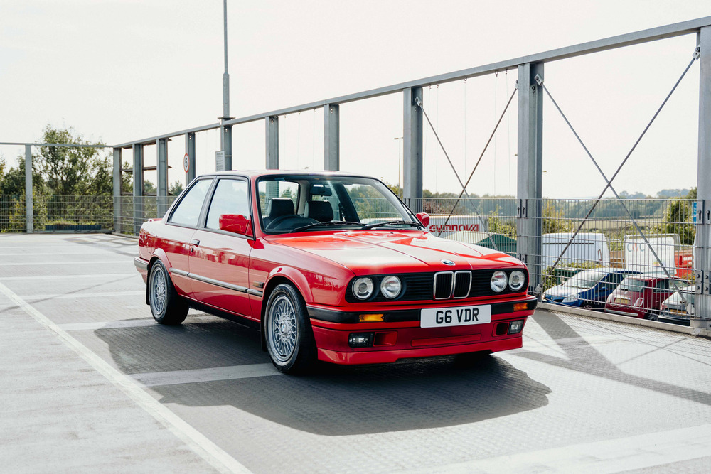 1990 BMW E30 318i