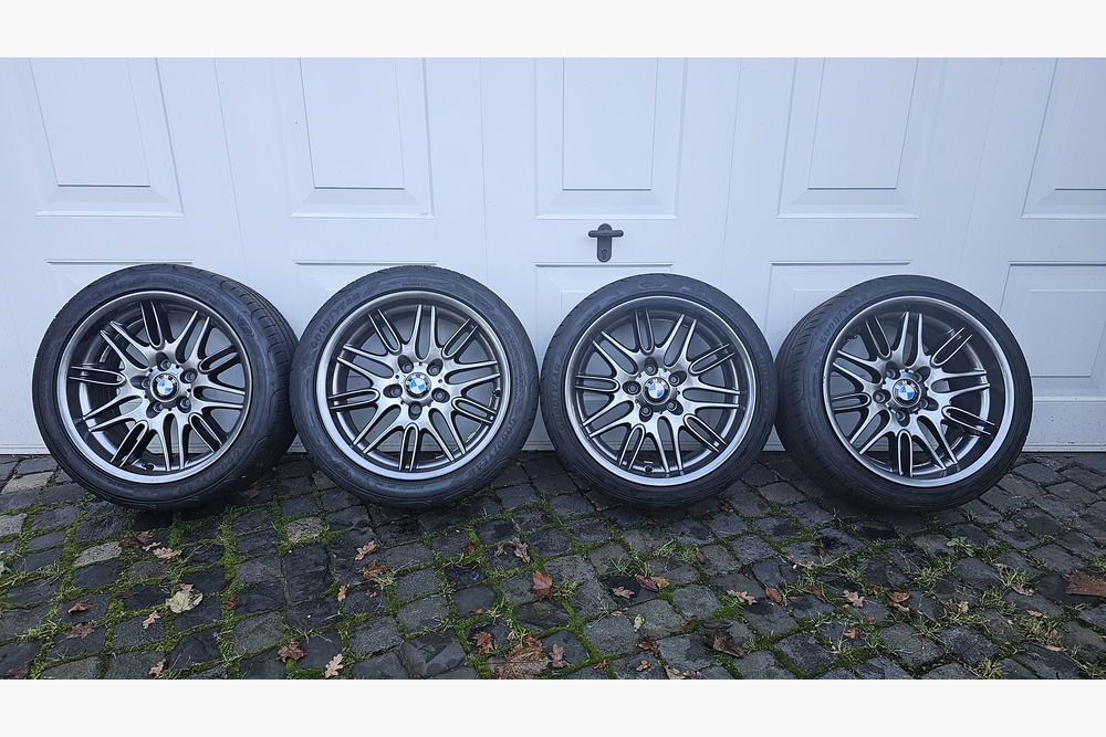 Genuine BMW M5 E39 Style 65 wheels and tyres