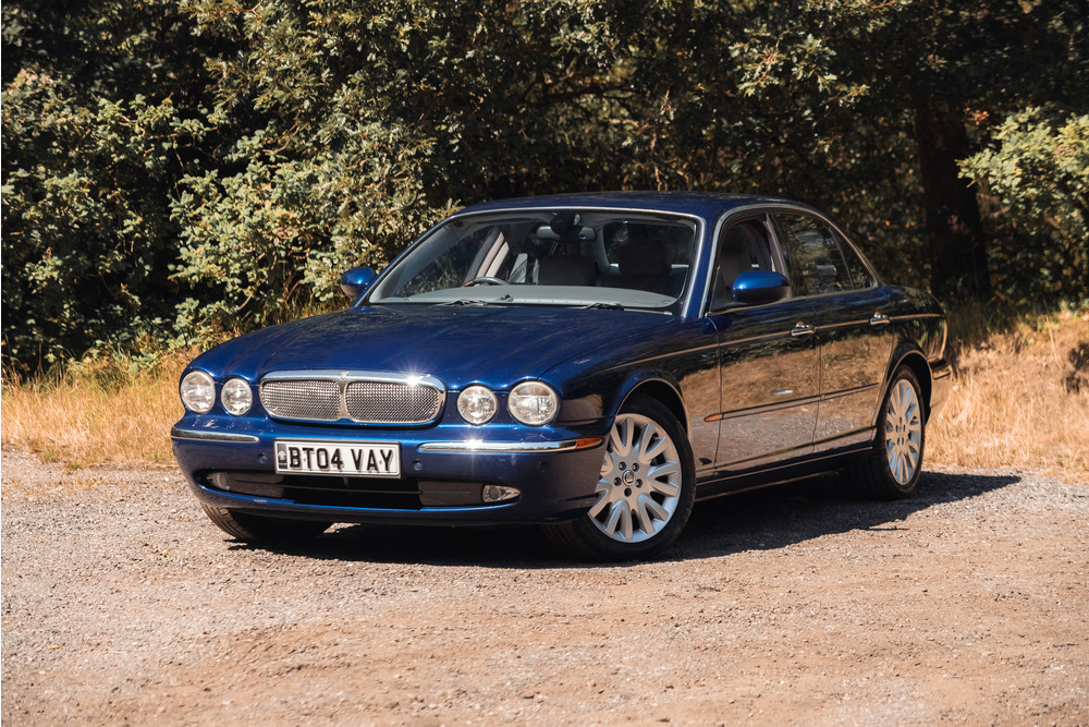 2004 JAGUAR XJ8 3.6 SE